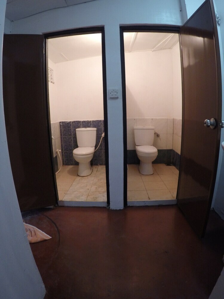 Hostal Sizzlers Hub