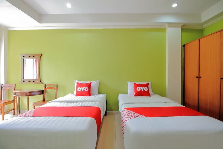 Hotel Oyo 254 Royal Pimand