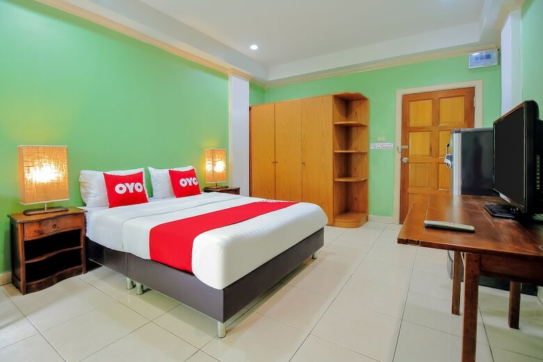 Hotel Oyo 254 Royal Pimand