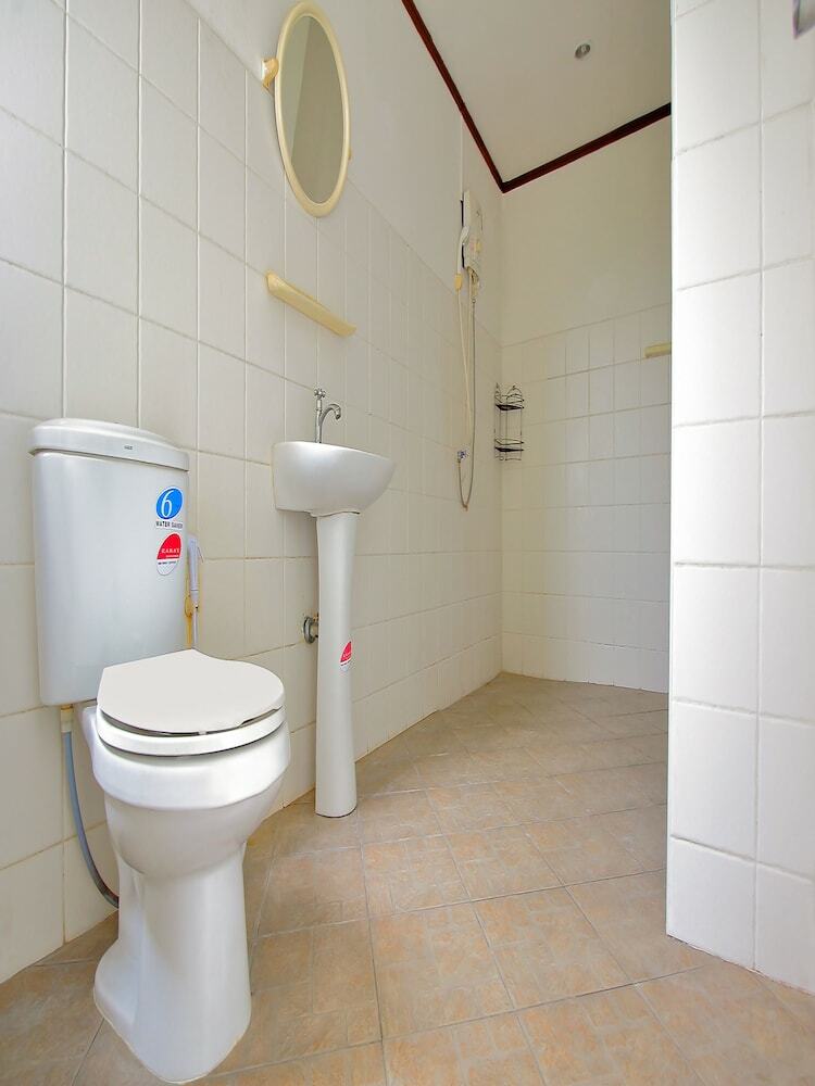 Hotel Oyo 254 Royal Pimand