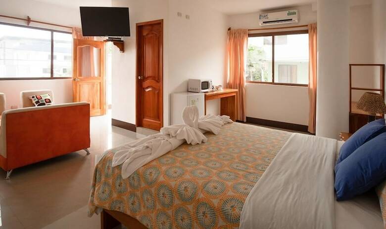 Hotel Hostal Tongo Reef