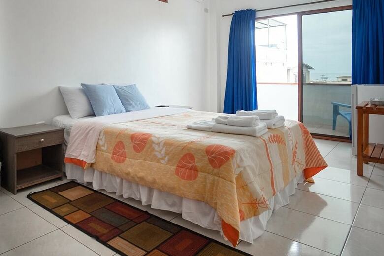 Hotel Hostal Tongo Reef
