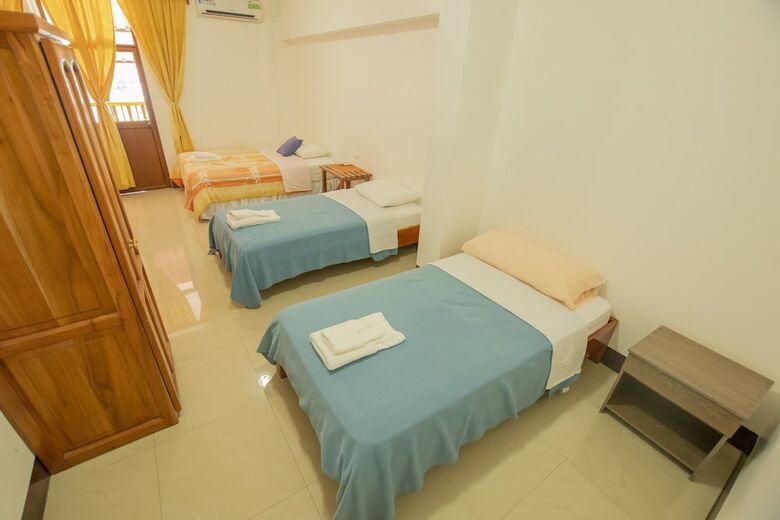 Hotel Hostal Tongo Reef