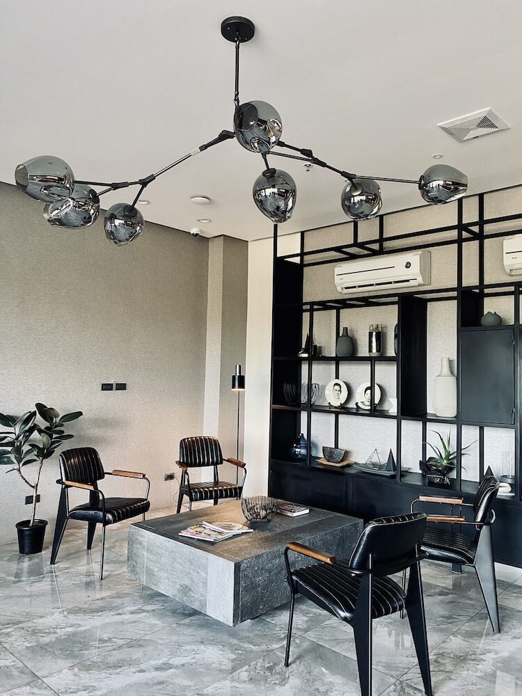 Bravo Tanauan Hotel