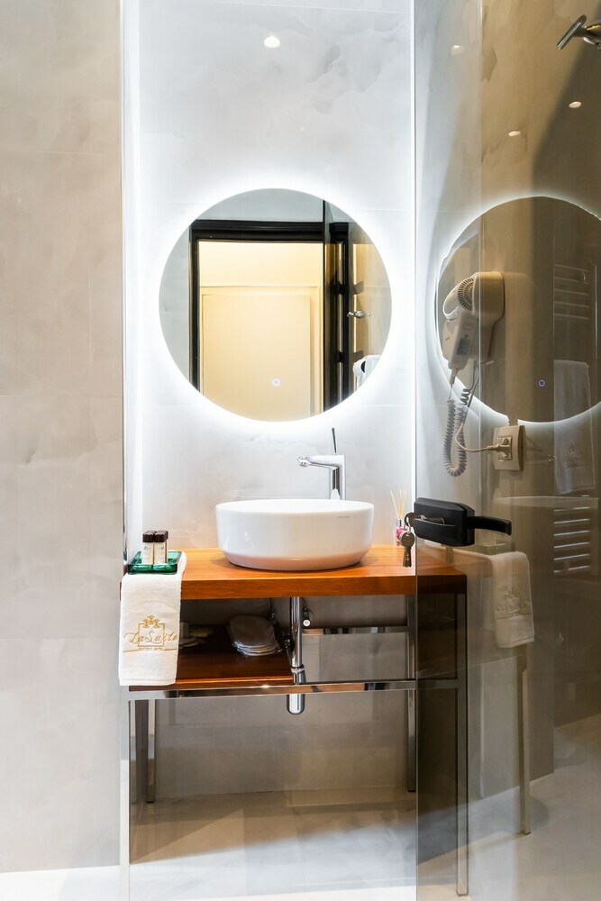 La Suite Boutique Hotel