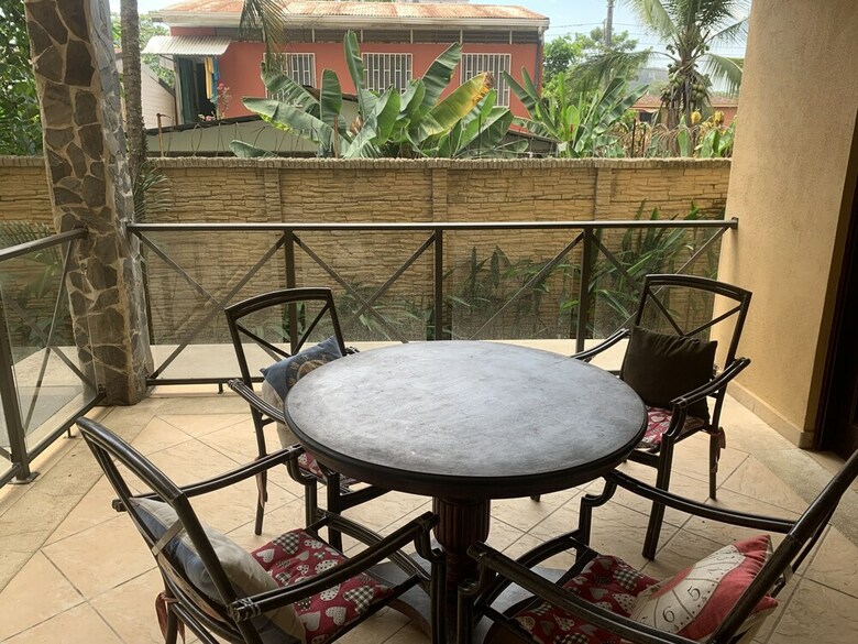 Beachfront Jaco Condos - Fully Equipped - 6 Pax