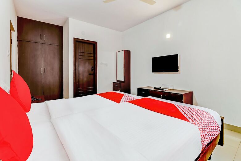 Hotel Oyo 1231 Roxel Inn