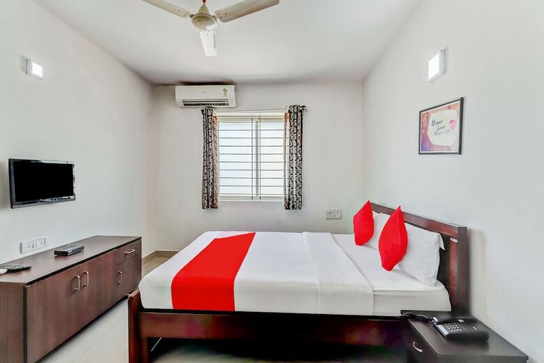 Hotel Oyo 1231 Roxel Inn