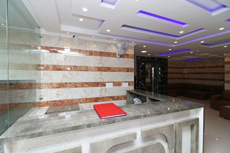 Hotel Oyo 29864 Pearl Inn