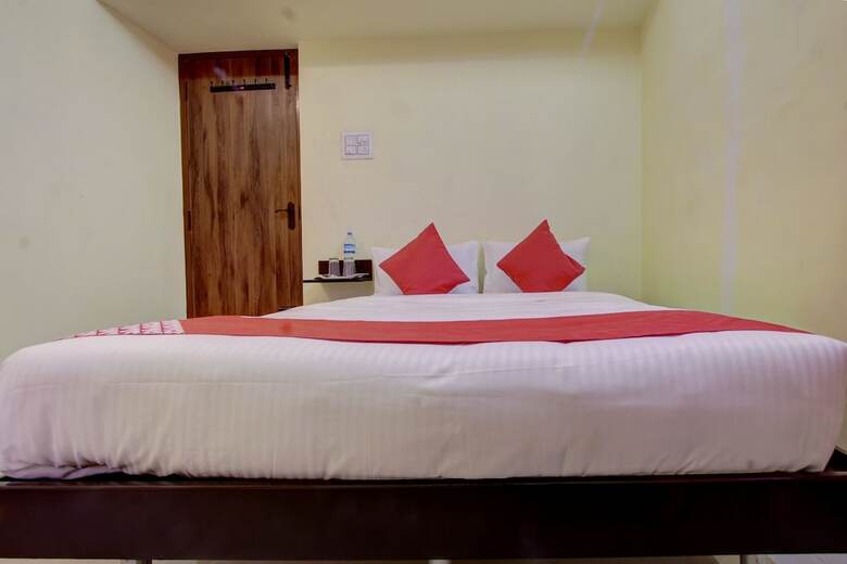Hotel Oyo 24331 Rose Park Inn