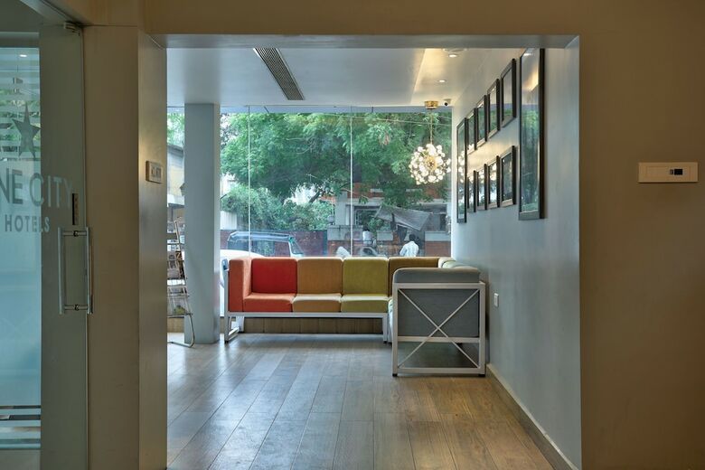 Hotel Collection O 39209 Cine City
