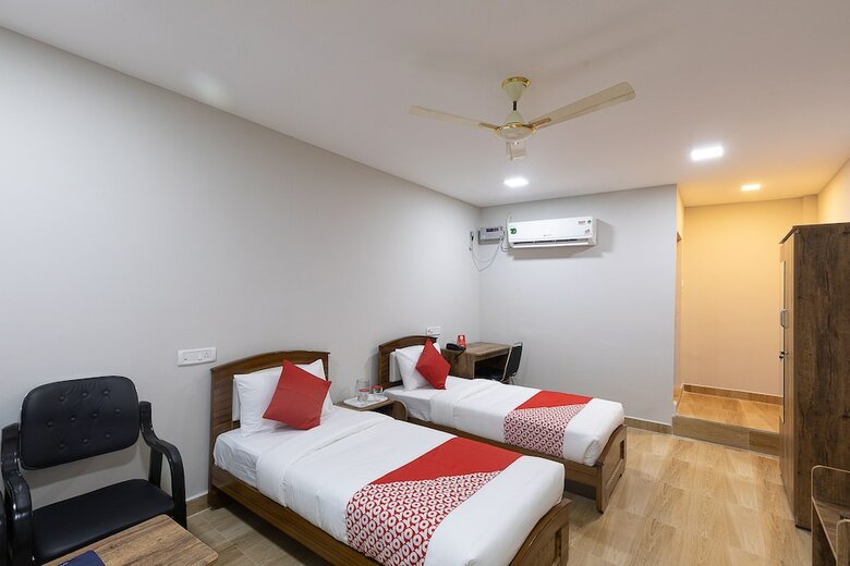 Hotel Oyo 39352 Nestle Inn