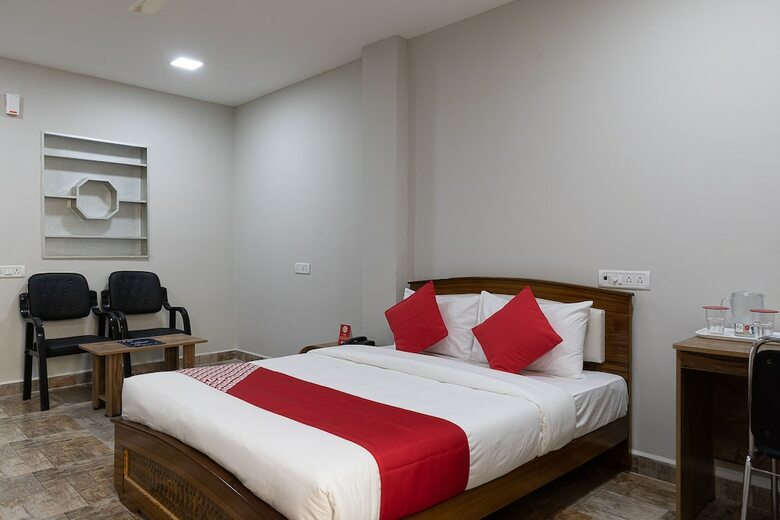 Hotel Oyo 39352 Nestle Inn