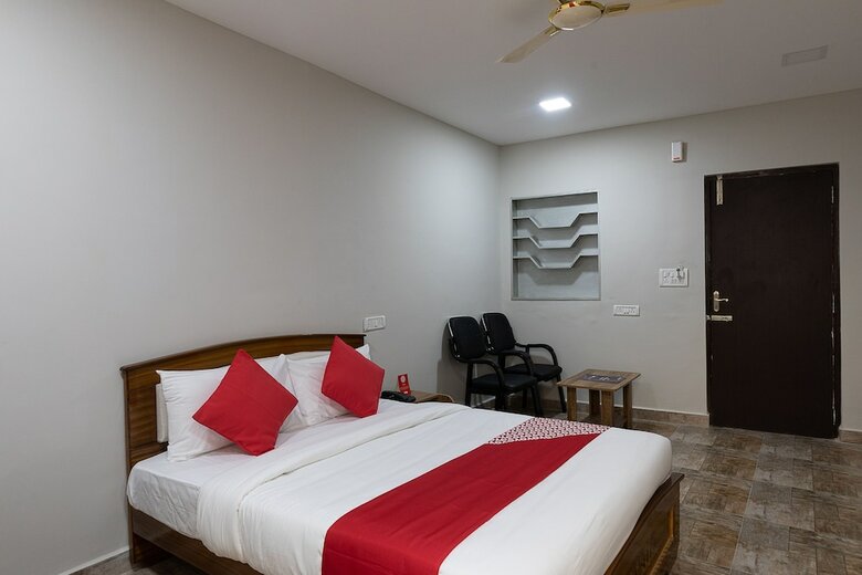 Hotel Oyo 39352 Nestle Inn
