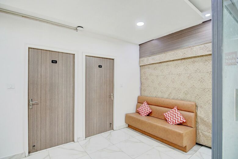 Hotel Collection O 30079 Indira Nagar