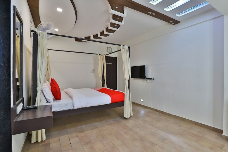 Hotel Oyo 30281 Krl Inn