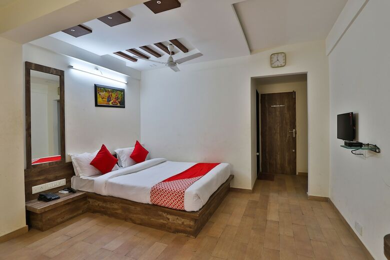 Hotel Oyo 30281 Krl Inn