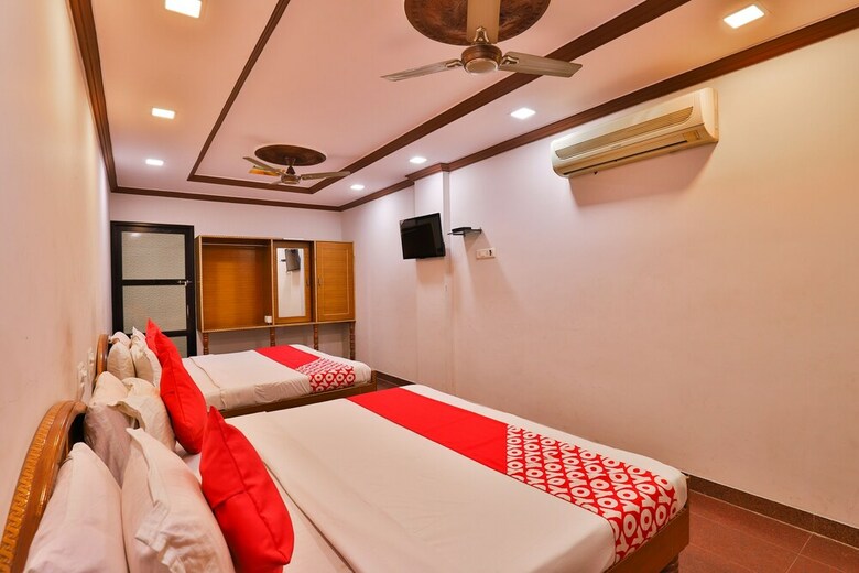 Oyo 28315 Hiriz Hotel