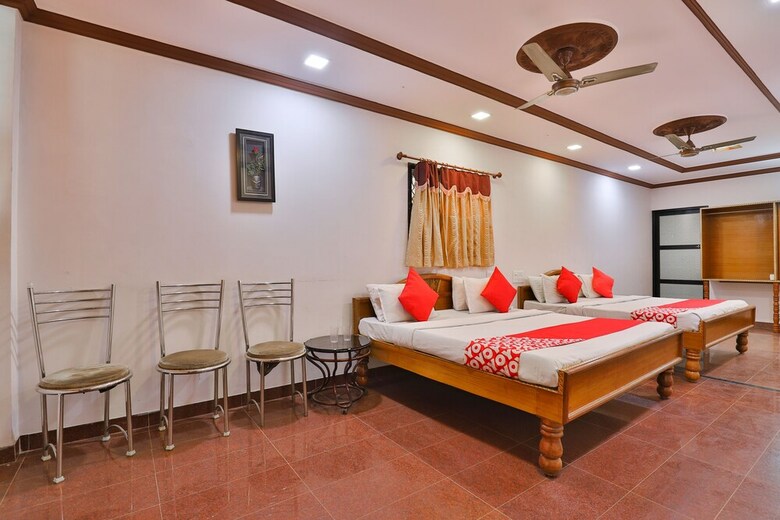 Oyo 28315 Hiriz Hotel