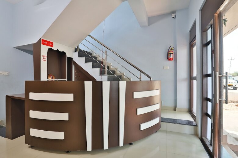 Hotel Oyo 38589 Rajguru Guest House