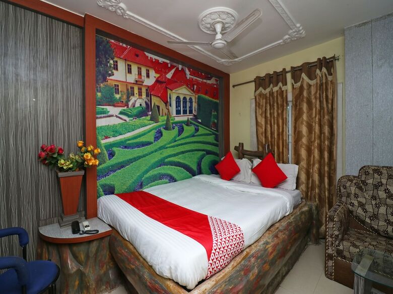 Hotel Oyo 40457 Green Villa