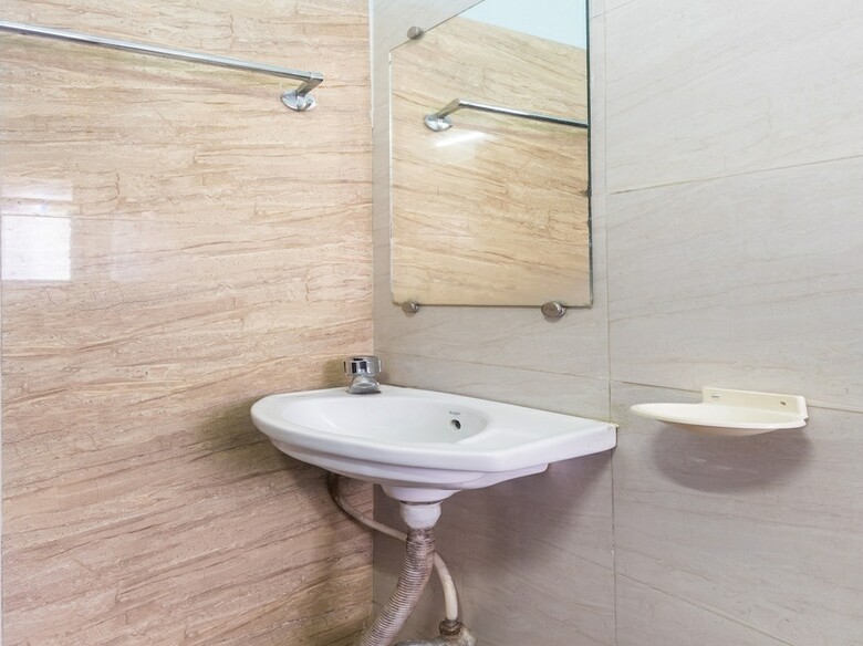 Oyo 44090 Hotel Classic Residency
