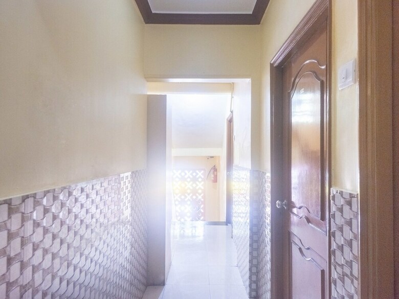 Oyo 44090 Hotel Classic Residency