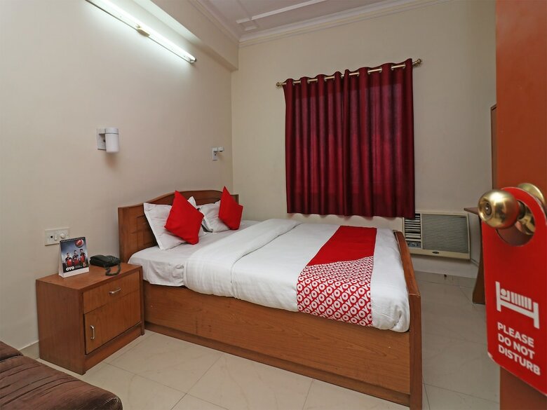 Oyo 28130 Hotel Shiva
