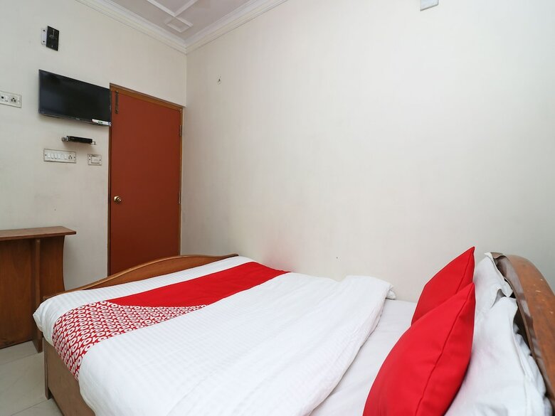 Oyo 28130 Hotel Shiva