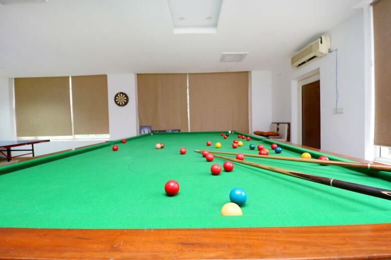 Hotel Capital O 3864 Master Farm