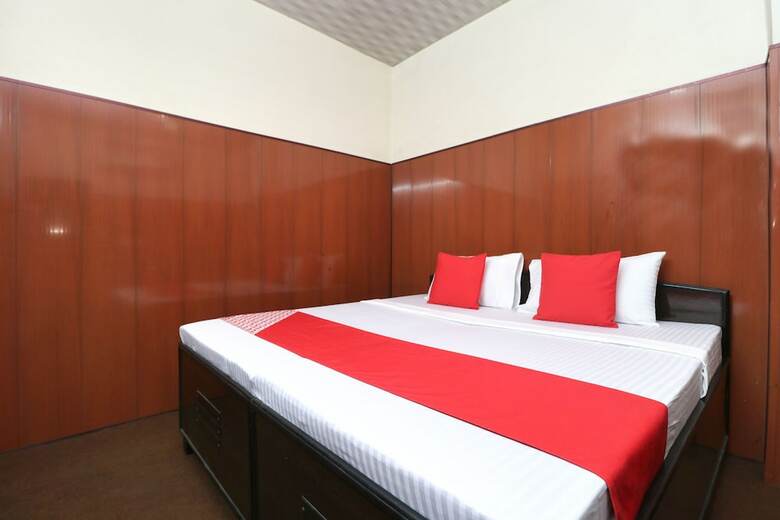 Oyo 27614 Hotel Oscar Inn