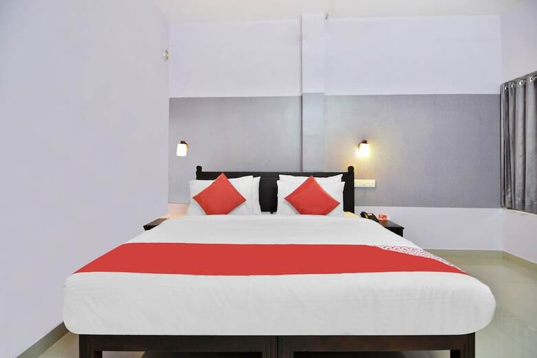 Hotel Oyo 44093 Shanthi Residency