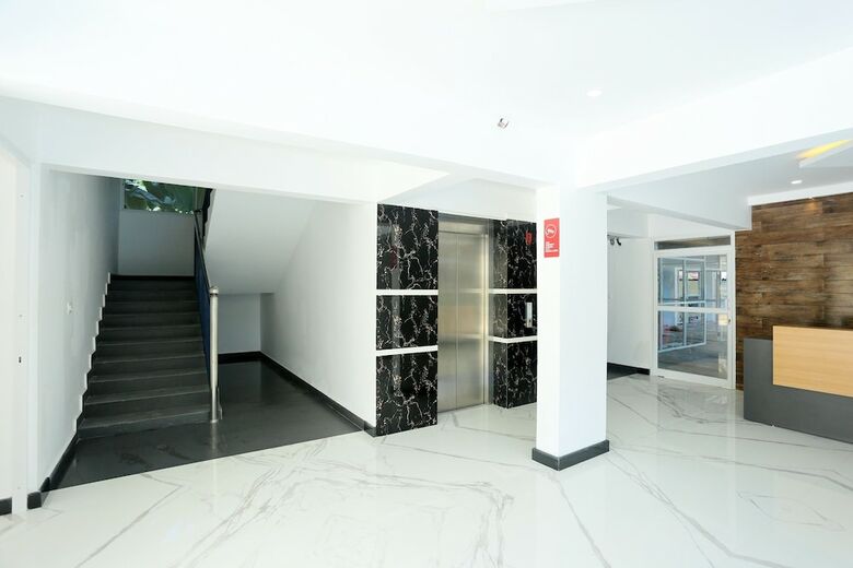Hotel Oyo Flagship 26481 Infosys Back Gate Technopark