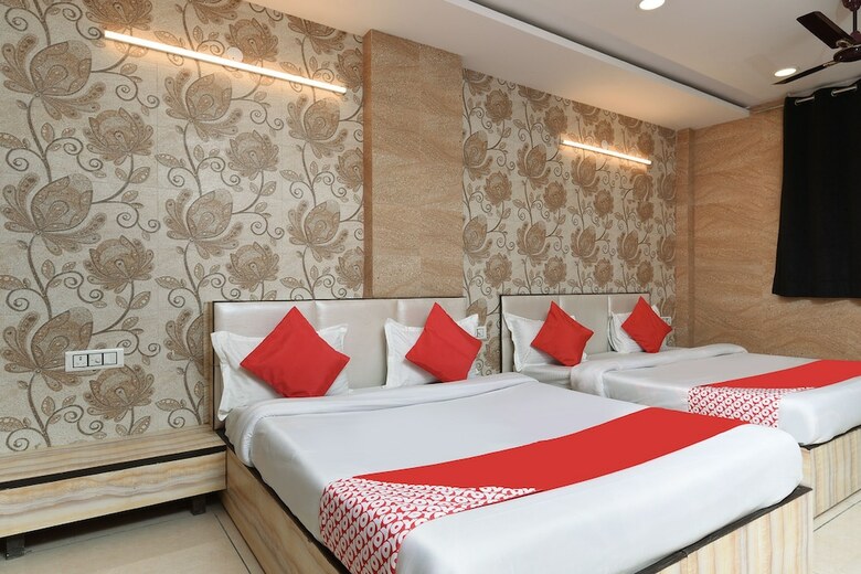 Hotel Oyo Flagship 19542 Flamingo Grand