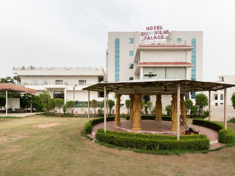 Palette - Hotel Shiv Vilas Palace