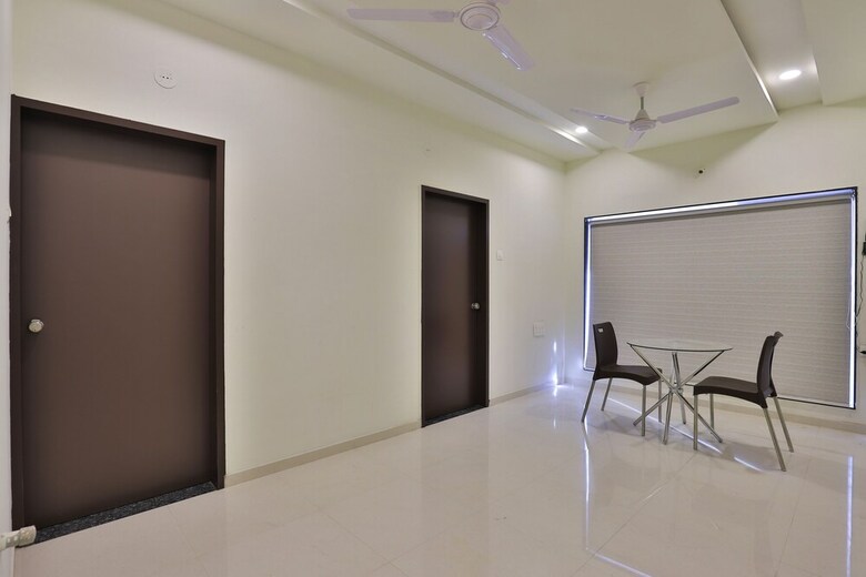 Oyo 29232 Hotel Nova Havana