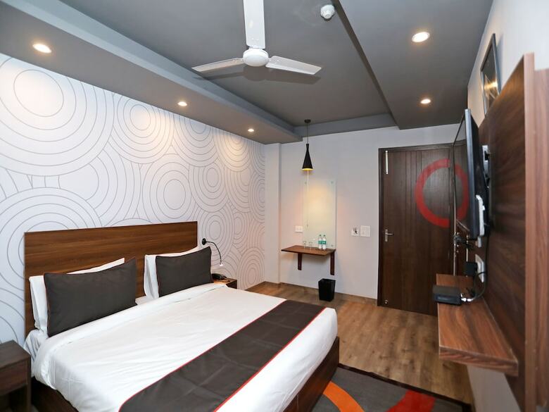 Hotel Collection O 218 Palam Vihar