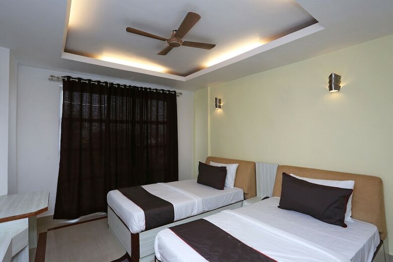 Collection O 186 Hotel Triple C