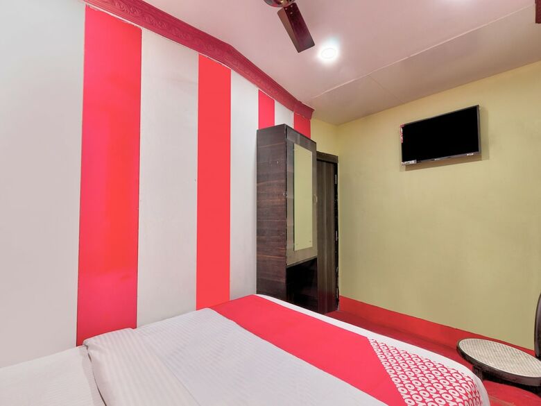 Oyo 30473 New Hotel Suman