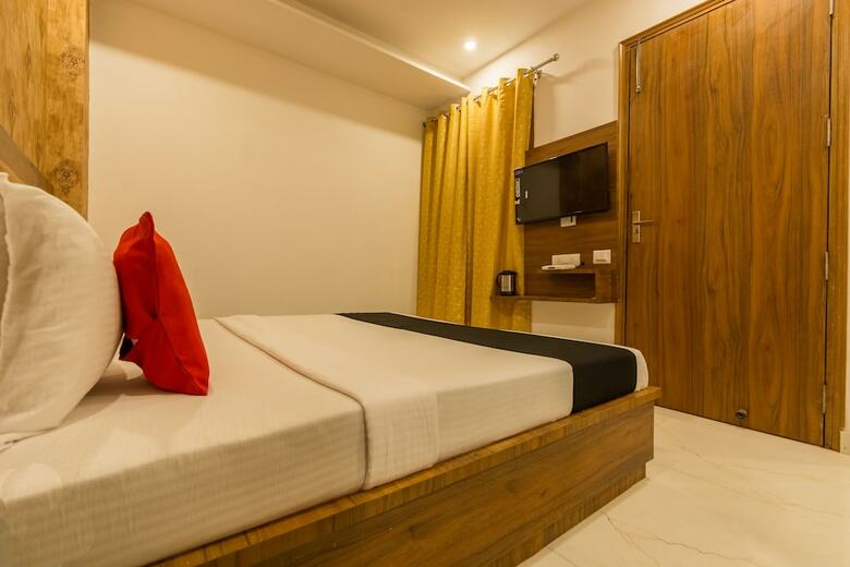 Hotel Capital O 44225 Neem Leaf