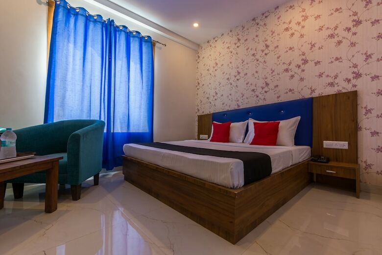 Hotel Capital O 44225 Neem Leaf