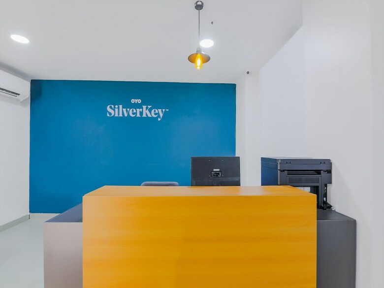 Hotel Silverkey Executive Stays 29607 Ecr 1