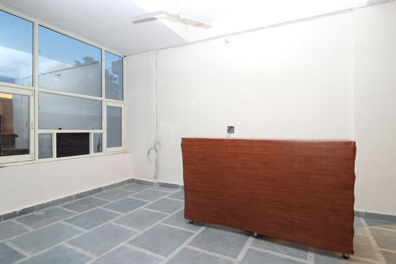 Hotel Spot On 43300 Spring Woods Suites