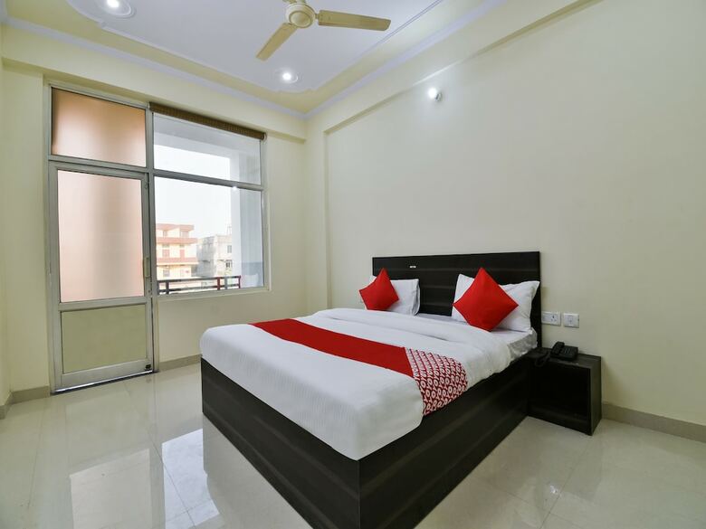 Oyo 35433 Hotel Sethi Palace