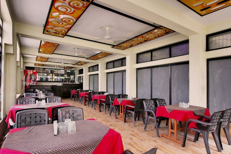Hotel Oyo 30475 Sangam Residency
