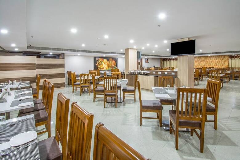 Hotel Collection O 30087 Daba Garden Road