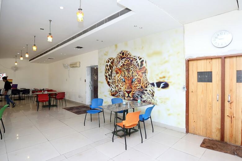Hotel Oyo 29427 Mehak Garden
