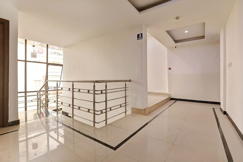 Oyo 872 West Park Hotel