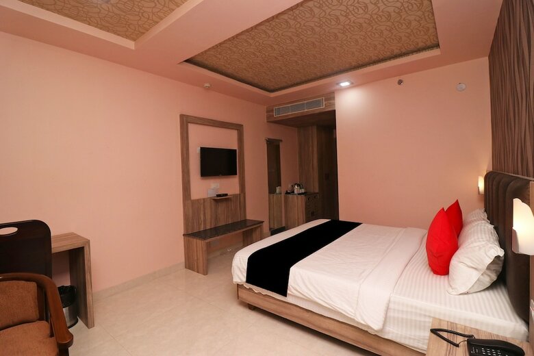 Capital O 27765 Hotel Vip Square