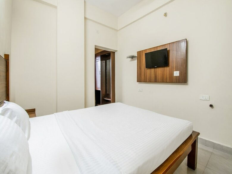 Hotel Spot On 15830 Ssg Residency